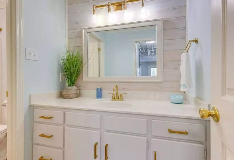 Creekfront Dauphin Island Cottage: Walk To Gulf!