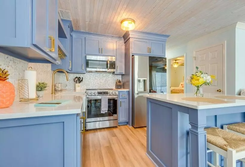 Creekfront Dauphin Island Cottage: Walk To Gulf!