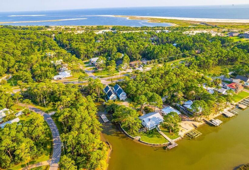 Creekfront Dauphin Island Cottage: Walk To Gulf!