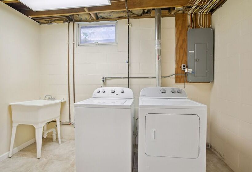 Crystal Lake Vacation Rental, 3 Mi To Betsie River