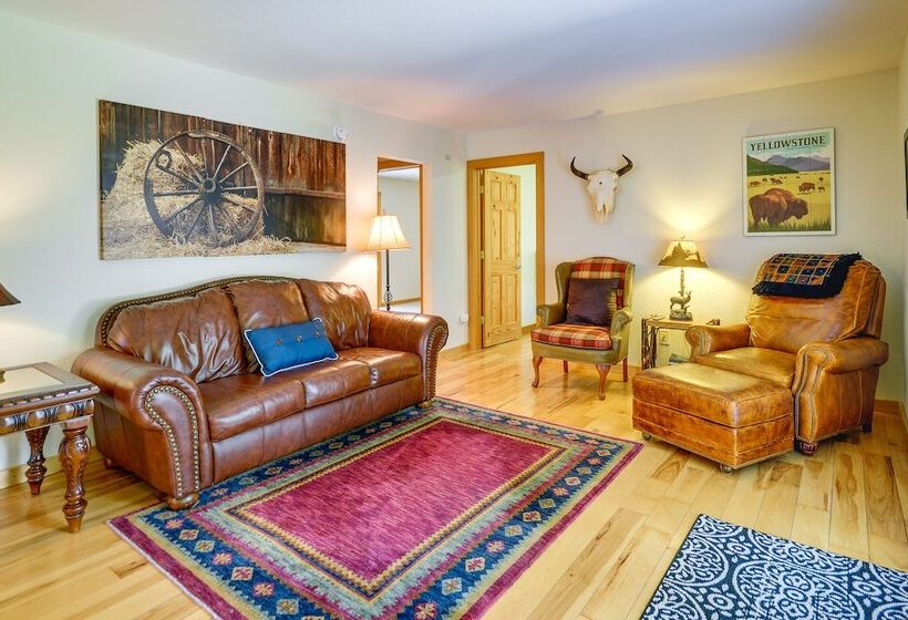 Dog Friendly Red Lodge Home W/ On Site Pond!