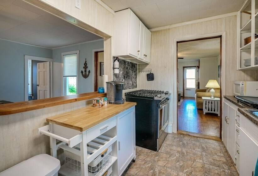 Downtown Russells Point Cottage Near Indian Lake!