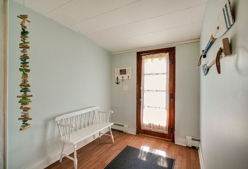 Downtown Russells Point Cottage Near Indian Lake!