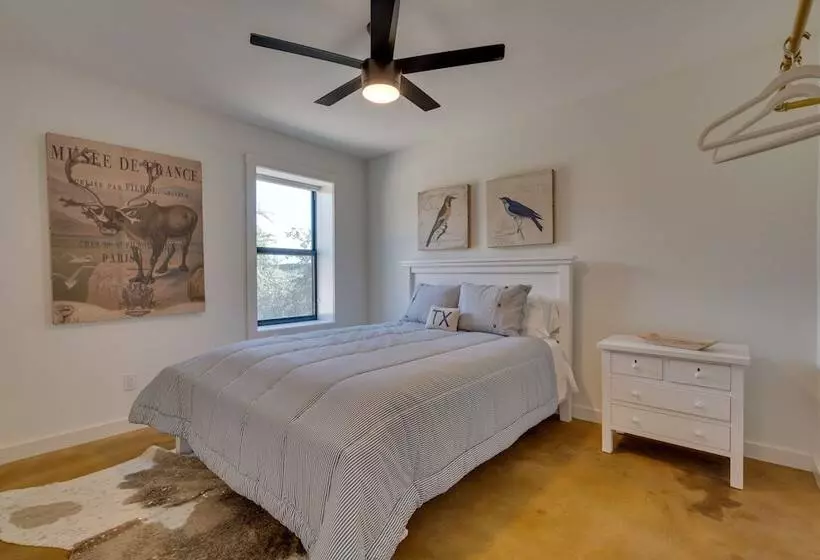 Getaway W/ Fire Pit ~ 5 Mi To Pedernales River!