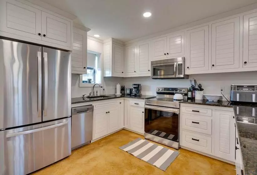 Getaway W/ Fire Pit ~ 5 Mi To Pedernales River!