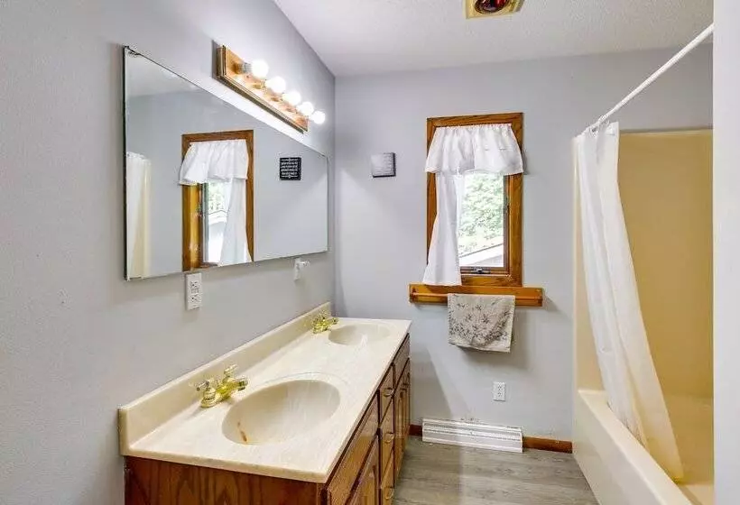 Faribault Home W/ Deck Near Cedar Lake Boat Ramp!