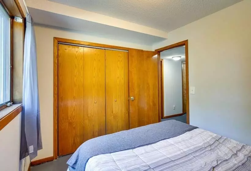 Faribault Home W/ Deck Near Cedar Lake Boat Ramp!