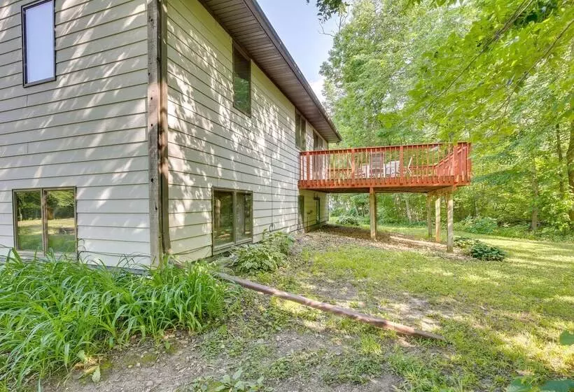 Faribault Home W/ Deck Near Cedar Lake Boat Ramp!