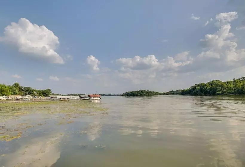 Faribault Home W/ Deck Near Cedar Lake Boat Ramp!