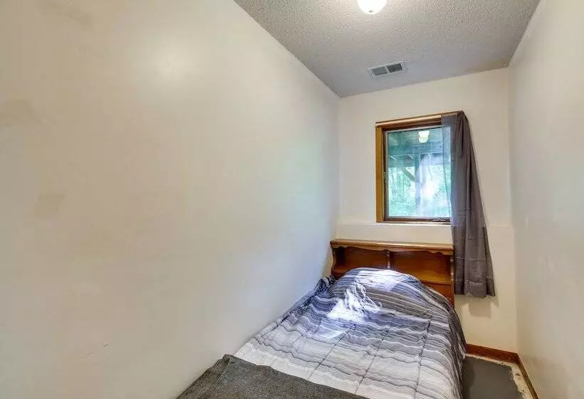 Faribault Home W/ Deck Near Cedar Lake Boat Ramp!