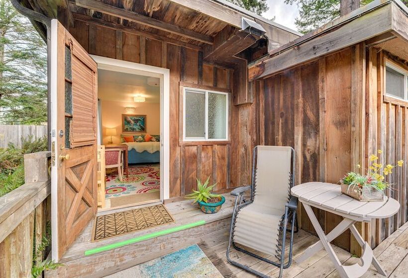 Fort Bragg  Secret Garden  Cabin W/ Hot Tub, Views