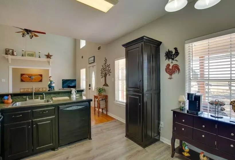 Gorgeous Royse City Retreat W/ Front Porch & Pond!