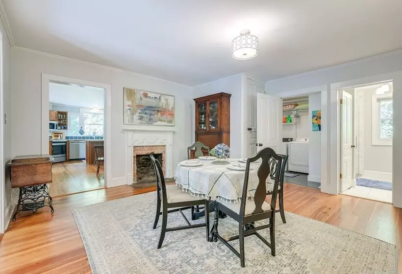 Historic & Charming Pittsboro Home W/ Fireplaces