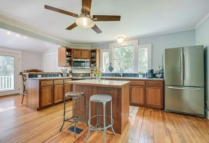 Historic & Charming Pittsboro Home W/ Fireplaces