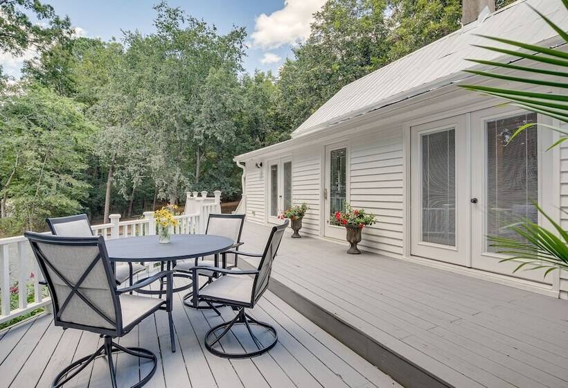 Historic & Charming Pittsboro Home W/ Fireplaces