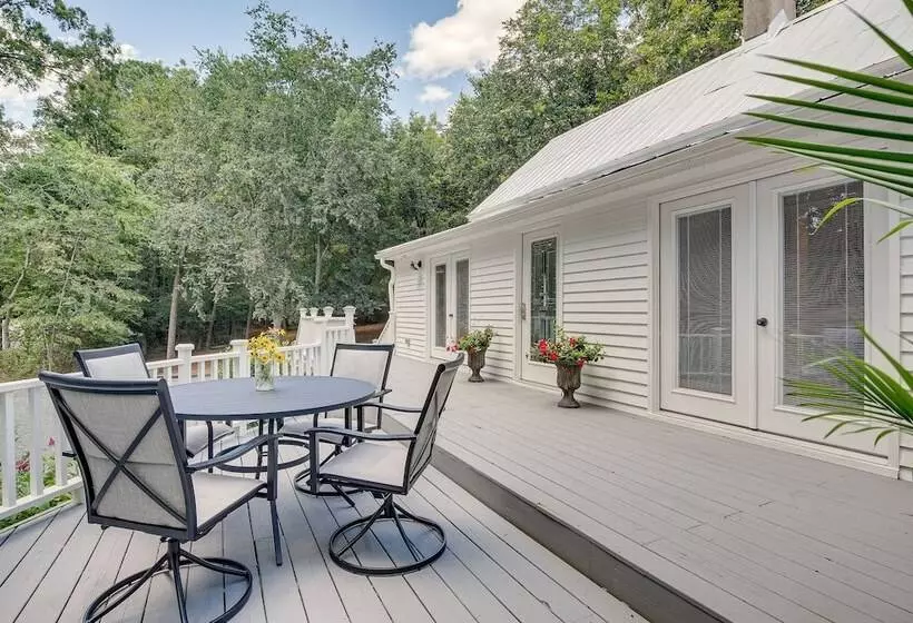 Historic & Charming Pittsboro Home W/ Fireplaces