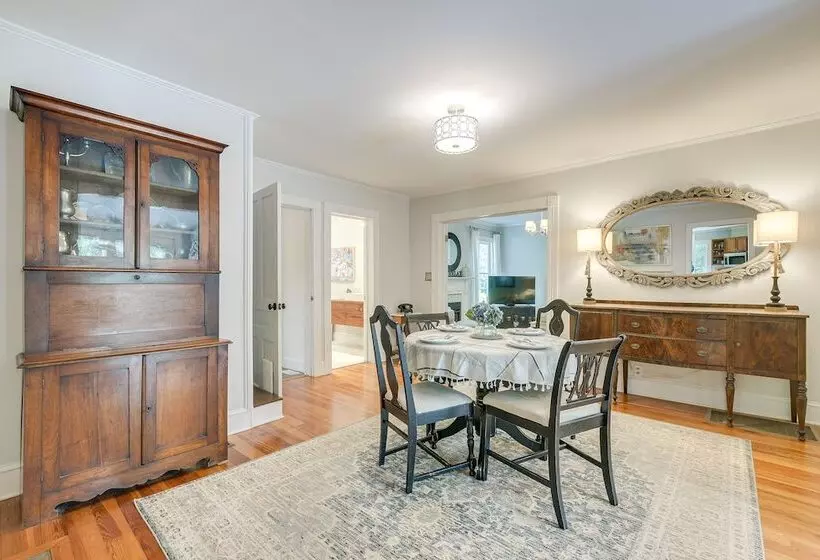 Historic & Charming Pittsboro Home W/ Fireplaces