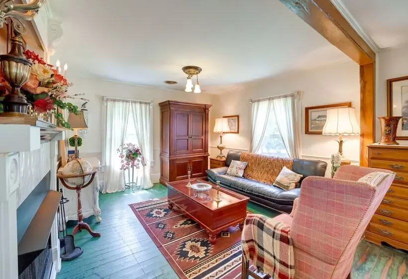 Historic Fort Smith Cottage < 1 Mi To Downtown!