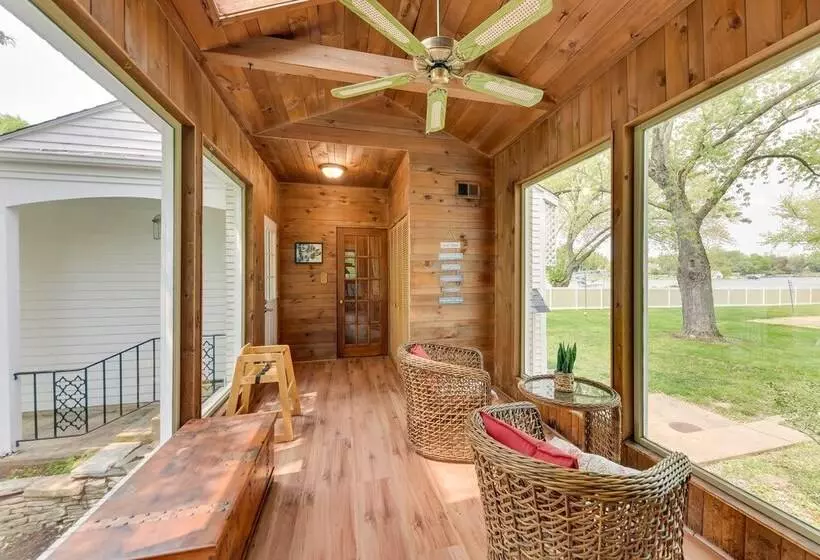 Pistakee Lake Estate W/ Boat Dock & Launch!