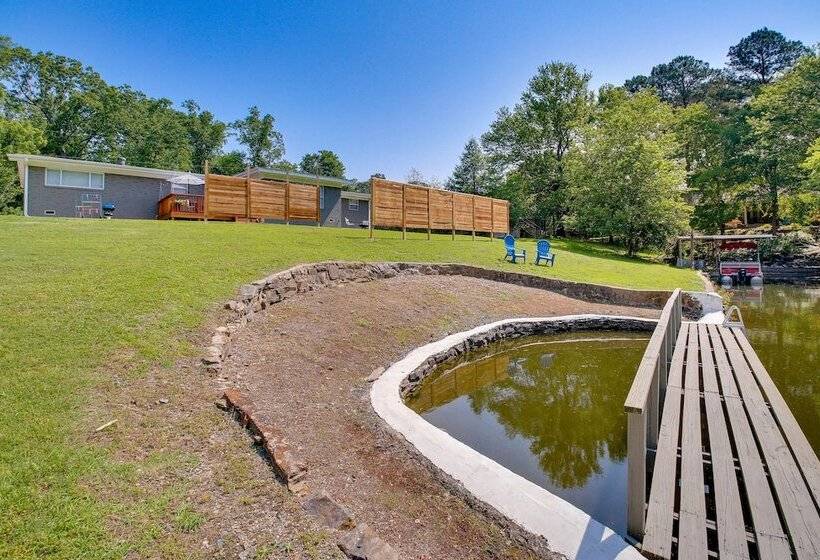 Lake Hamilton Home: 5 Mi To Hot Springs!