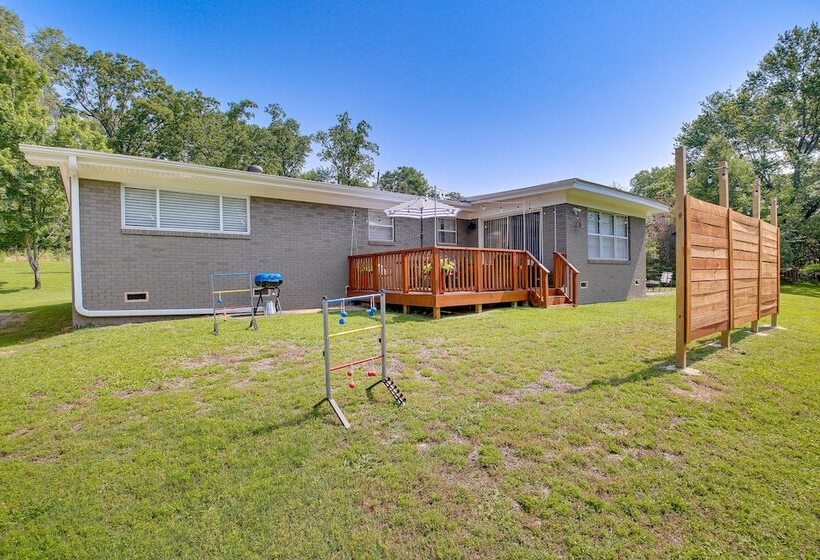 Lake Hamilton Home: 5 Mi To Hot Springs!