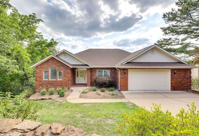 Lakefront Bella Vista Home W/ Game Room & Dock!