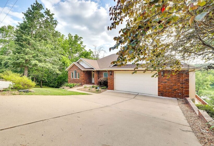 Lakefront Bella Vista Home W/ Game Room & Dock!