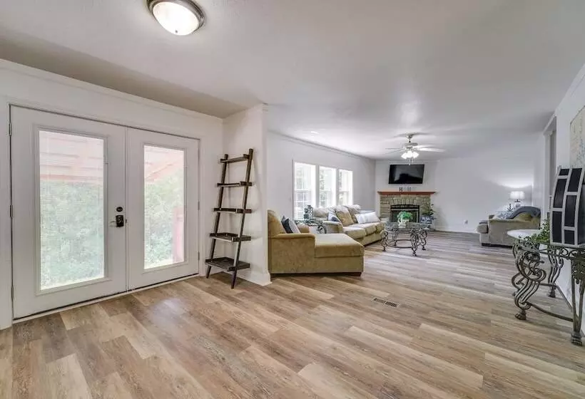 Fire Pit & Stunning Lake Views: Shell Knob Home!