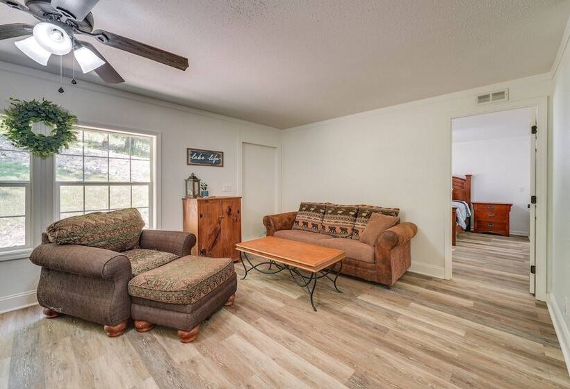 Fire Pit & Stunning Lake Views: Shell Knob Home!