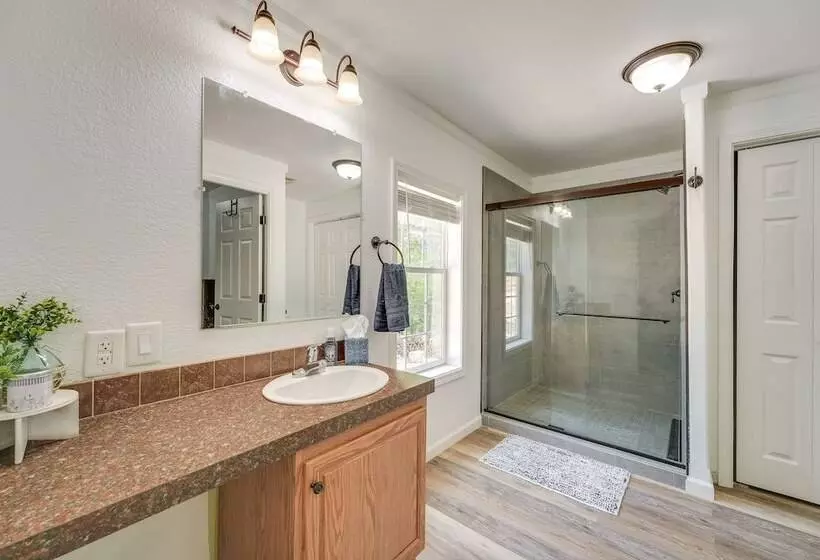 Fire Pit & Stunning Lake Views: Shell Knob Home!