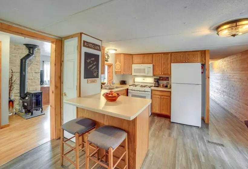 Lakefront Wisconsin Home W/ Boat Dock & Fire Pit!