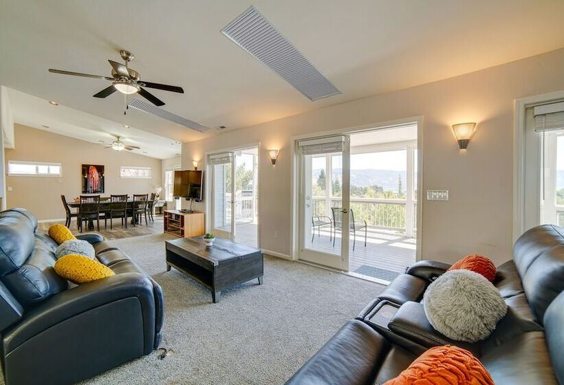 Lakeport Home W/ Stunning Lake & Mountain Views