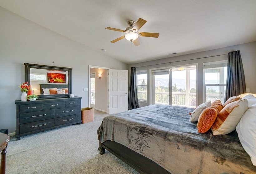 Lakeport Home W/ Stunning Lake & Mountain Views