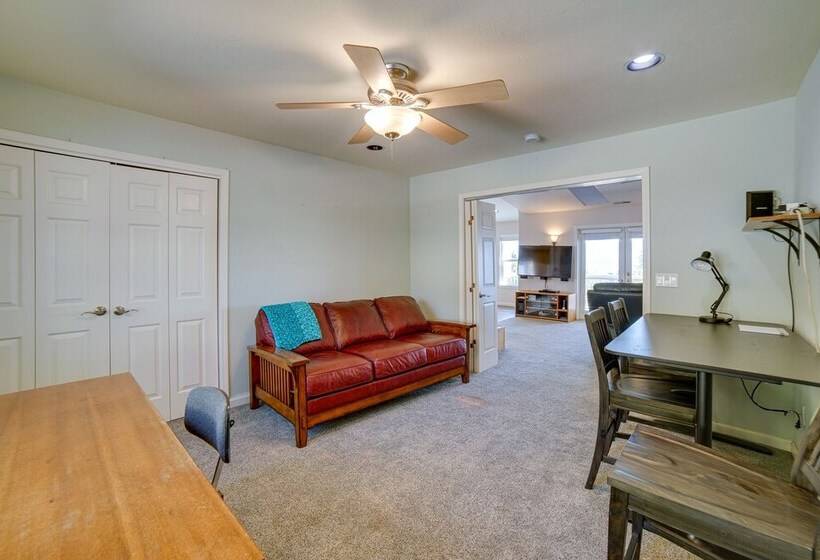 Lakeport Home W/ Stunning Lake & Mountain Views