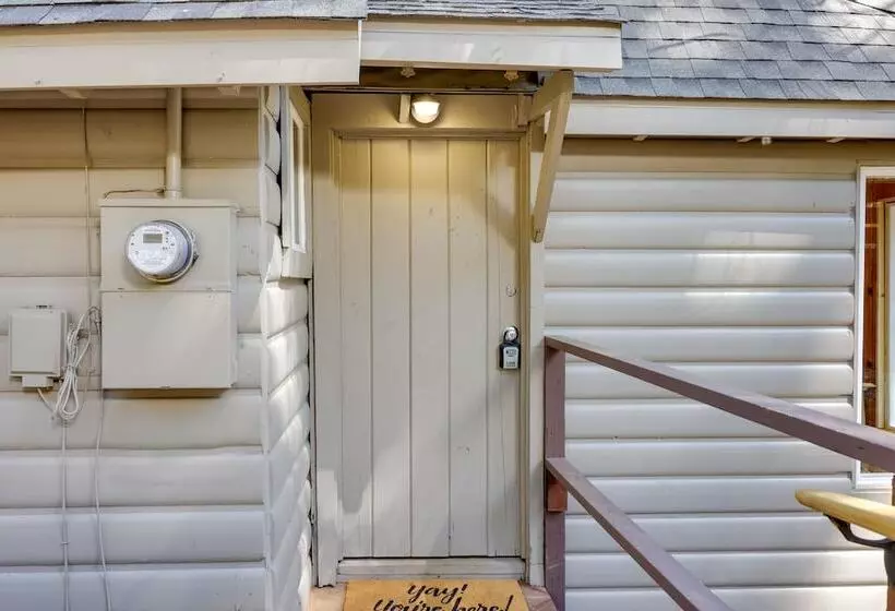 15 Mi To Ski Resort: Cozy Cabin Near Long Barn!