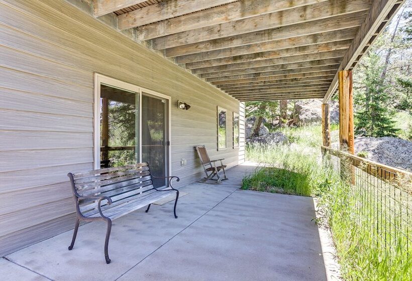 Mountain Retreat In Drake W/ Fireplace & Views!