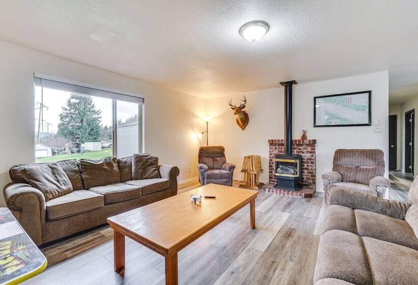 Olympic Peninsula Vacation Rental: 1 Mi To Water