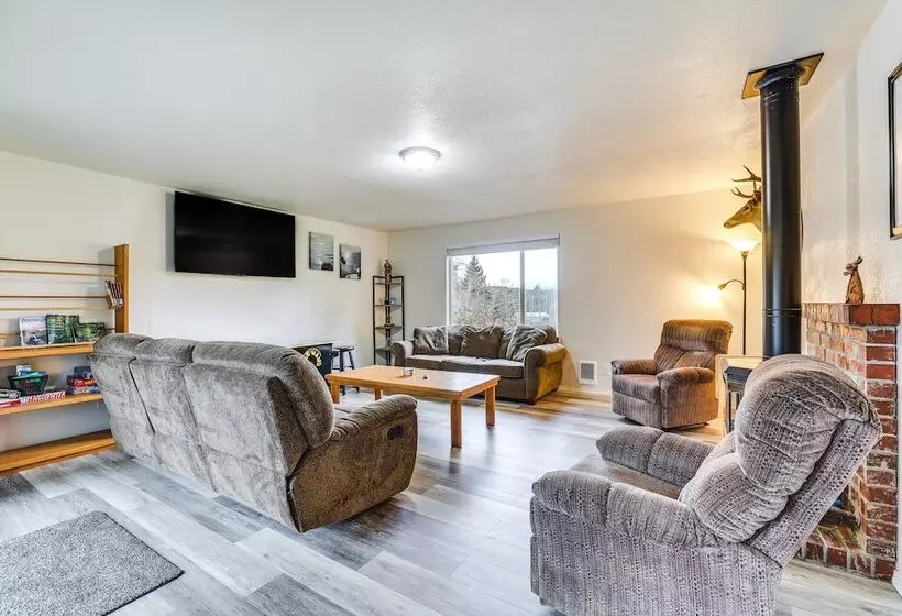 Olympic Peninsula Vacation Rental: 1 Mi To Water