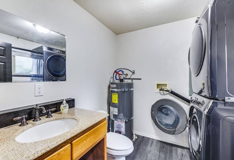 Olympic Peninsula Vacation Rental: 1 Mi To Water