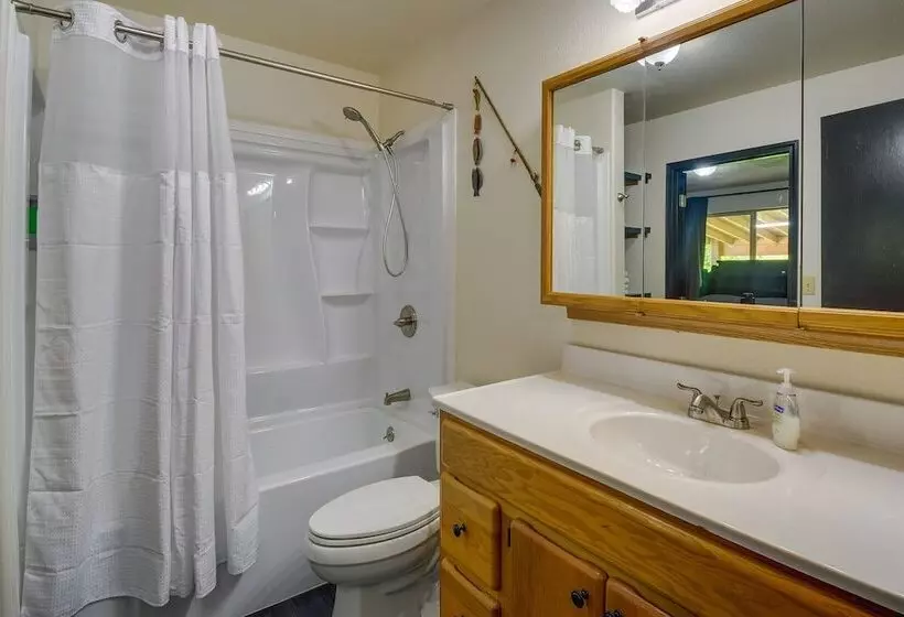 Olympic Peninsula Vacation Rental: 1 Mi To Water