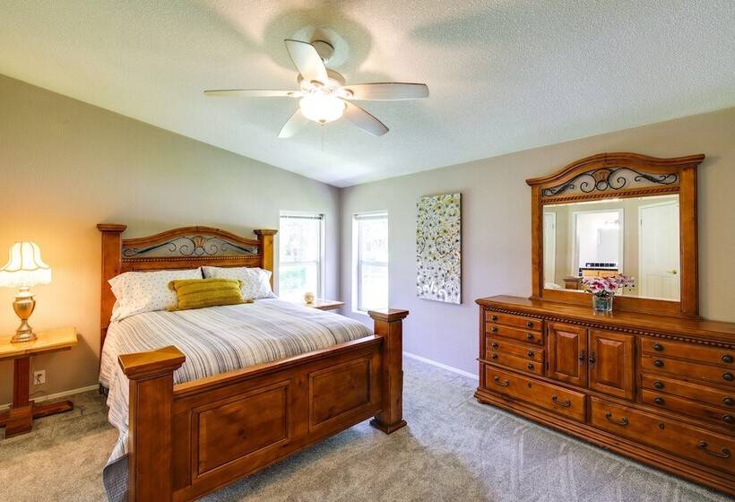 Peaceful Hideaway ~ 16 Mi To Downtown Missoula!