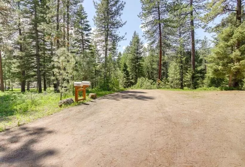 Peaceful Hideaway ~ 16 Mi To Downtown Missoula!
