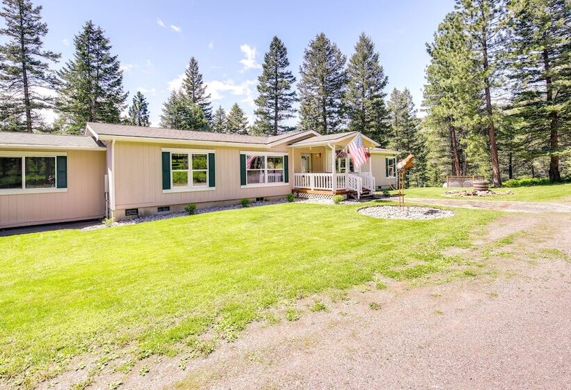 Peaceful Hideaway ~ 16 Mi To Downtown Missoula!