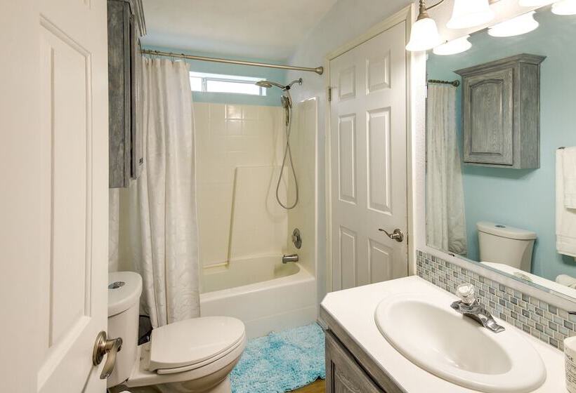 Peaceful Hideaway ~ 16 Mi To Downtown Missoula!