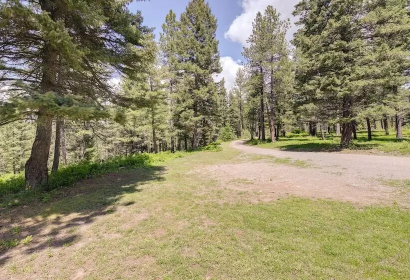 Peaceful Hideaway ~ 16 Mi To Downtown Missoula!
