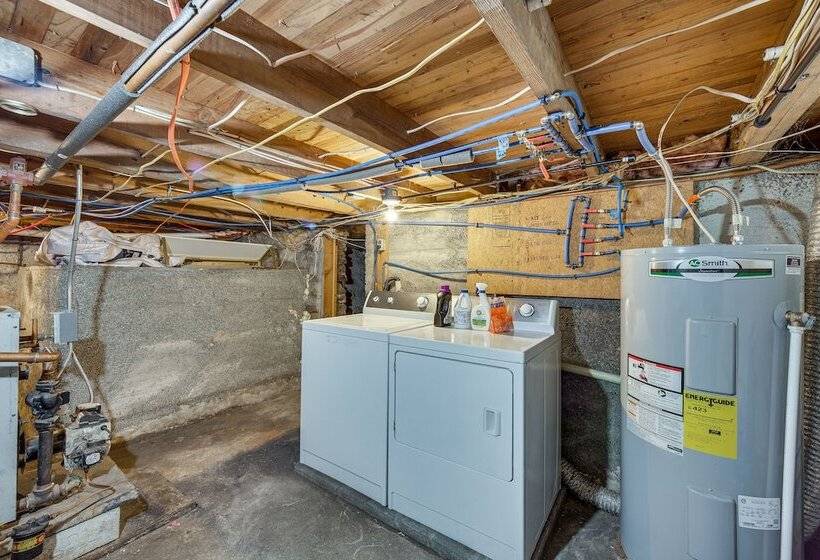 Pet Friendly Bernville Home W/ Fenced Backyard!