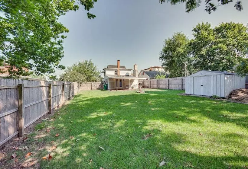 Pet Friendly Bernville Home W/ Fenced Backyard!