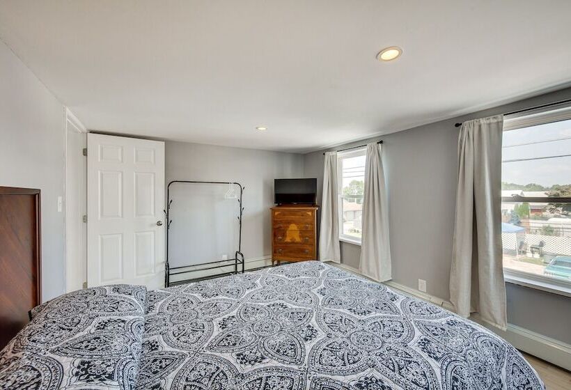 Pet Friendly Bernville Home W/ Fenced Backyard!