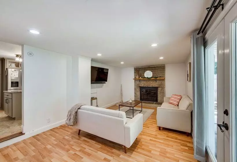 Pet Friendly Bernville Home W/ Fenced Backyard!