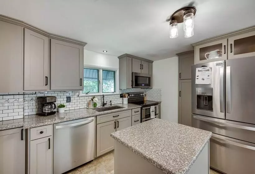 Pet Friendly Bernville Home W/ Fenced Backyard!